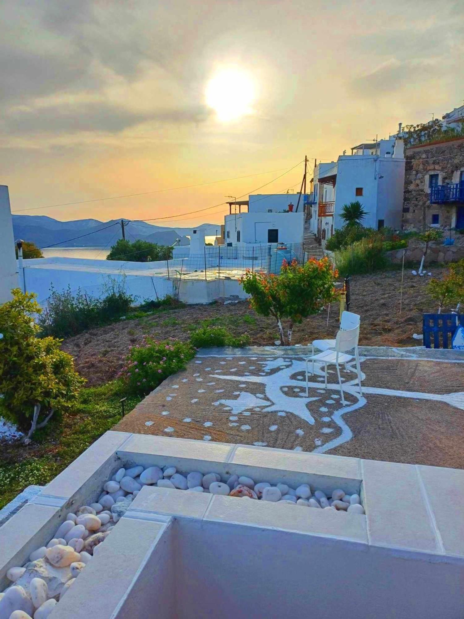 Georgia Rooms Milos Plaka  Exterior foto